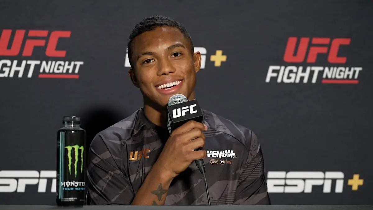 Mairon Santos: The Future of Brazilian Soccer in 2023