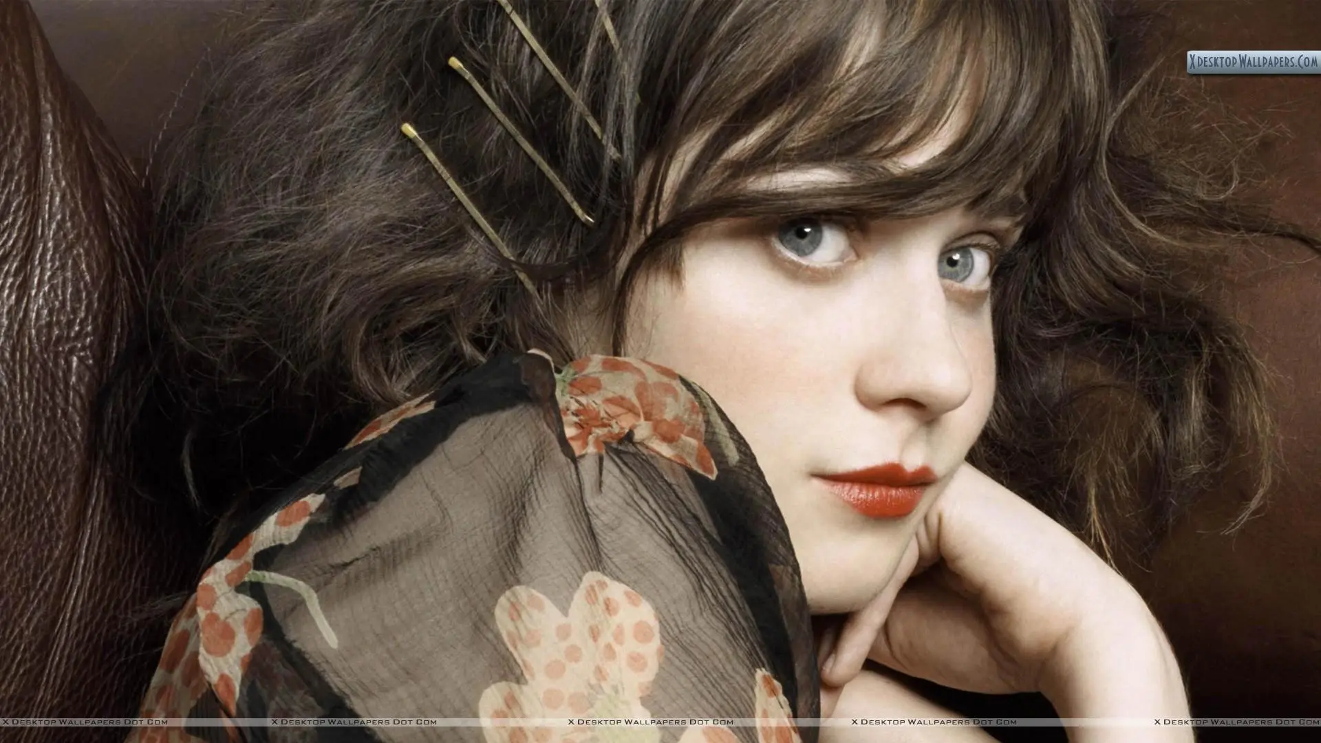The Rise and Impact of Zooey Deschanel in Hollywood