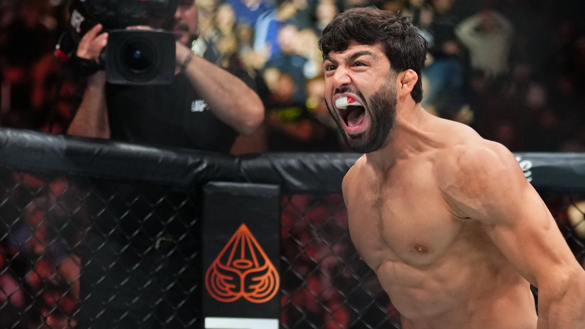 Arman Tsarukyan: A Promising Contender in Mixed Martial Arts