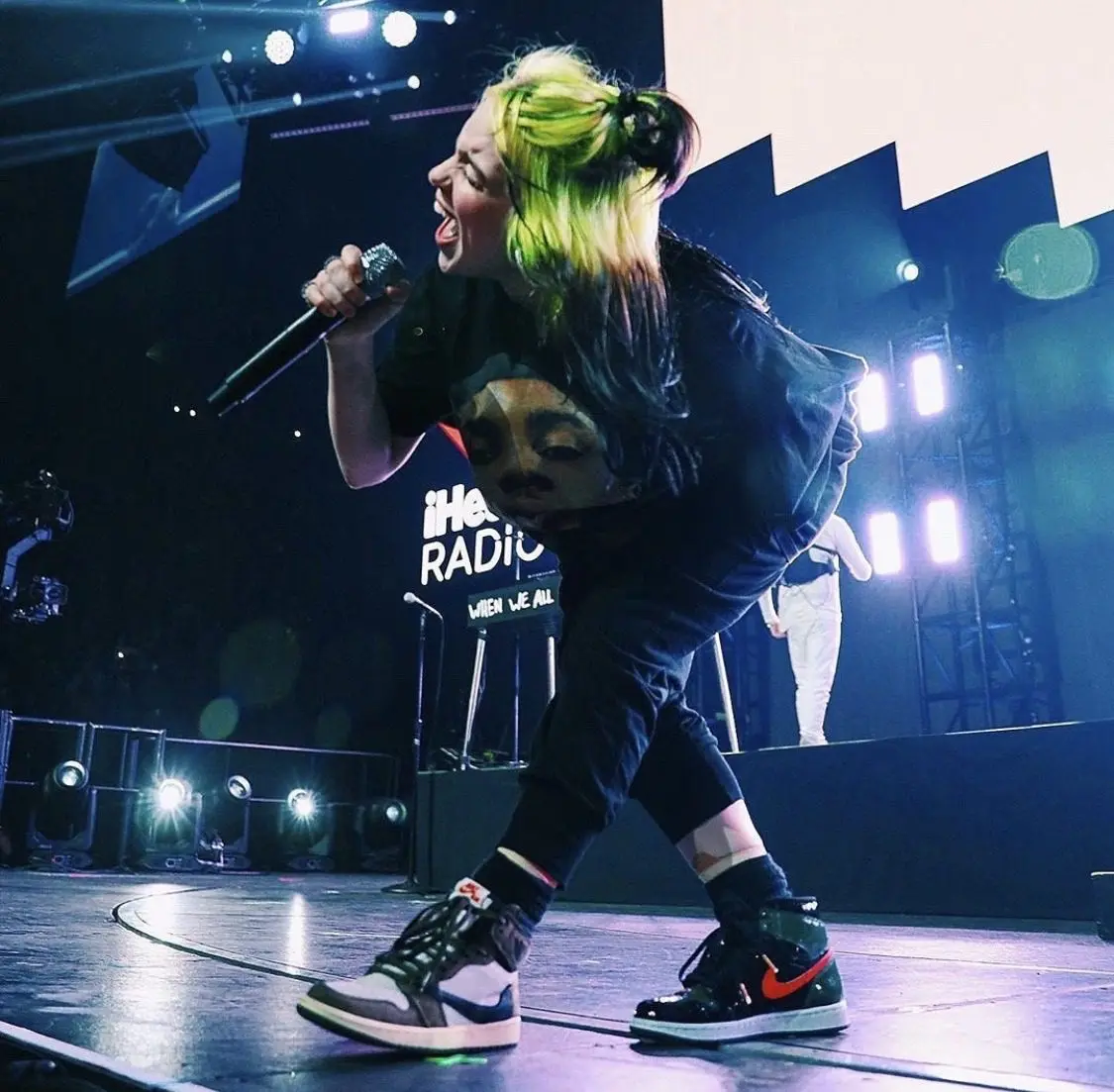 The Rise and Impact of Billie Eilish in Contemporary Music