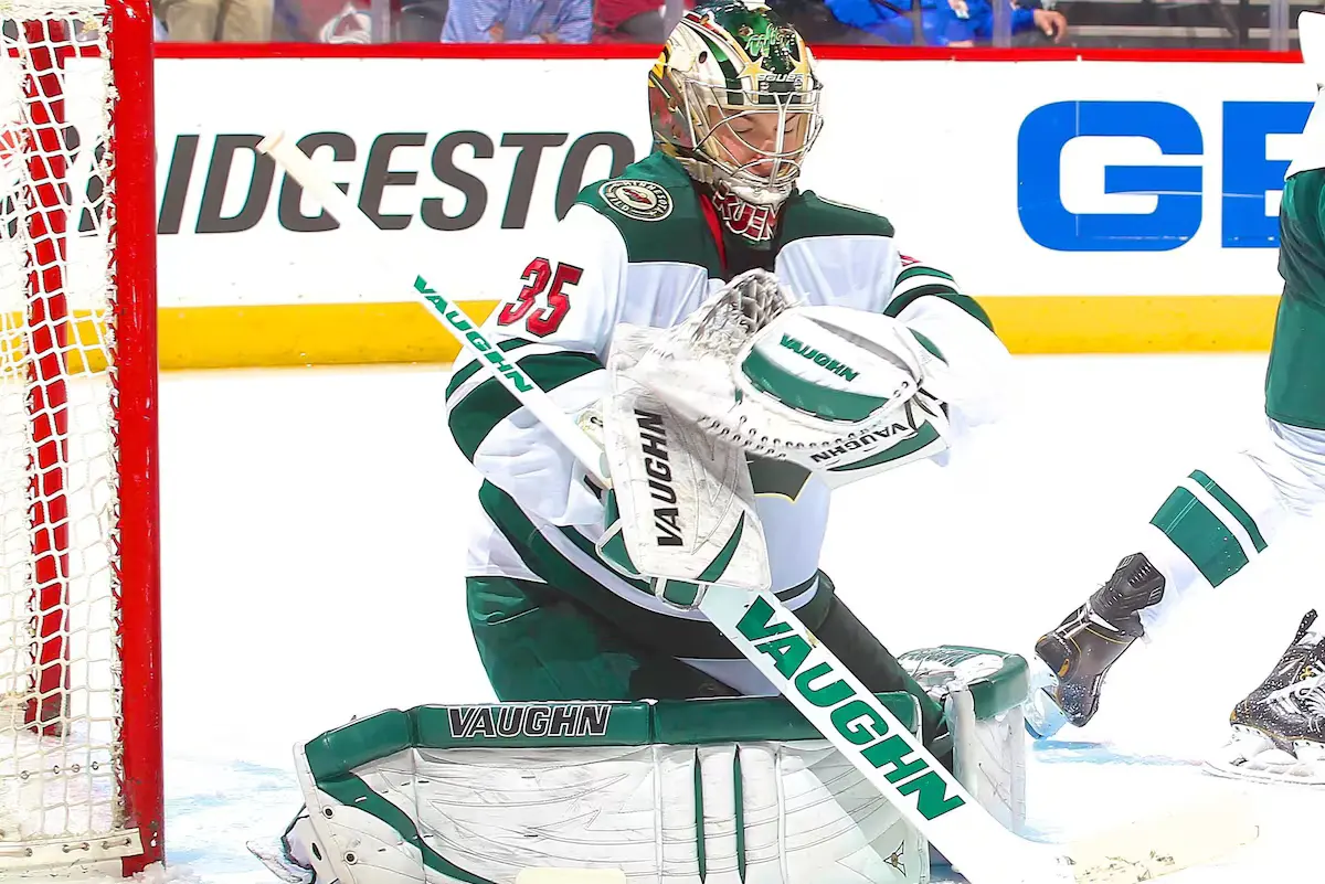Blackhawks vs Wild: A Riveting Rivalry in the NHL
