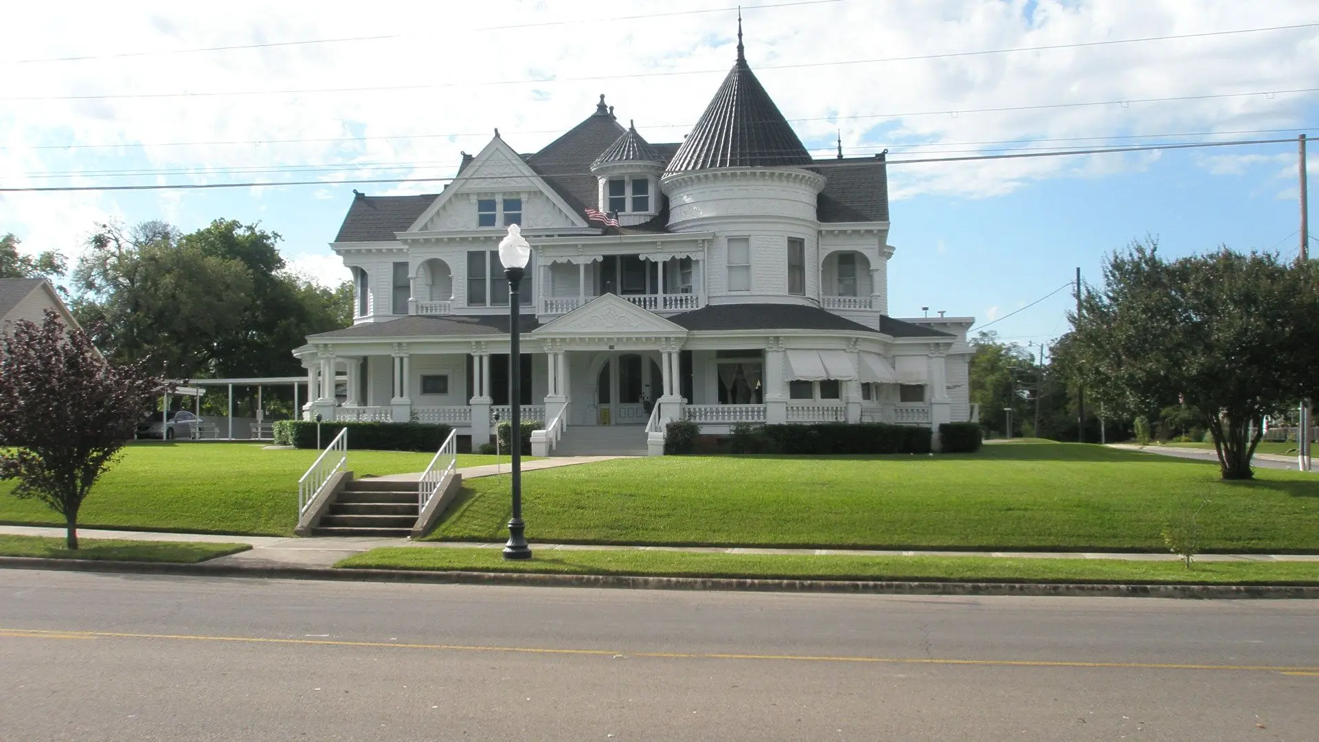 Exploring Bonham, TX: A Quaint Southern City