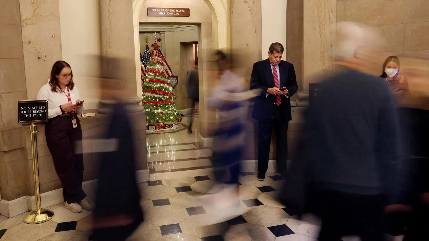 Congress Faces Tensions Over Potential Government Shutdown