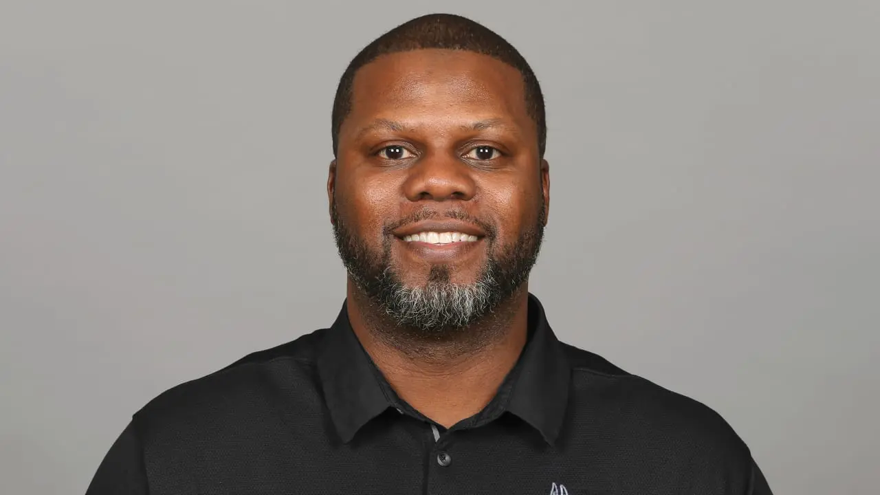Daronte Jones: The Innovative Mind Shaping College Football