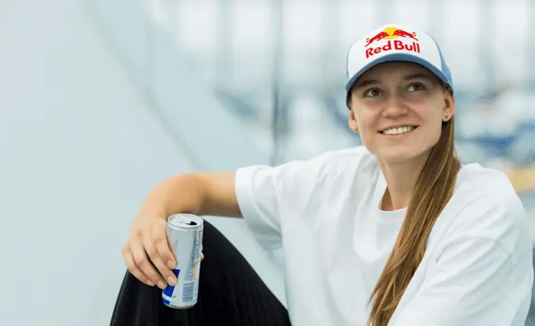 Elena Rybakina: The Emerging Force in Women’s Tennis