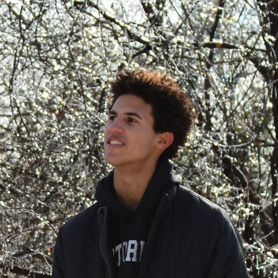 Emory Williams: The Promising Quarterback Making Waves