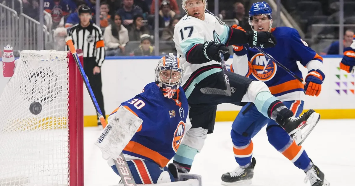 Islanders vs Kraken: A Battle on Ice