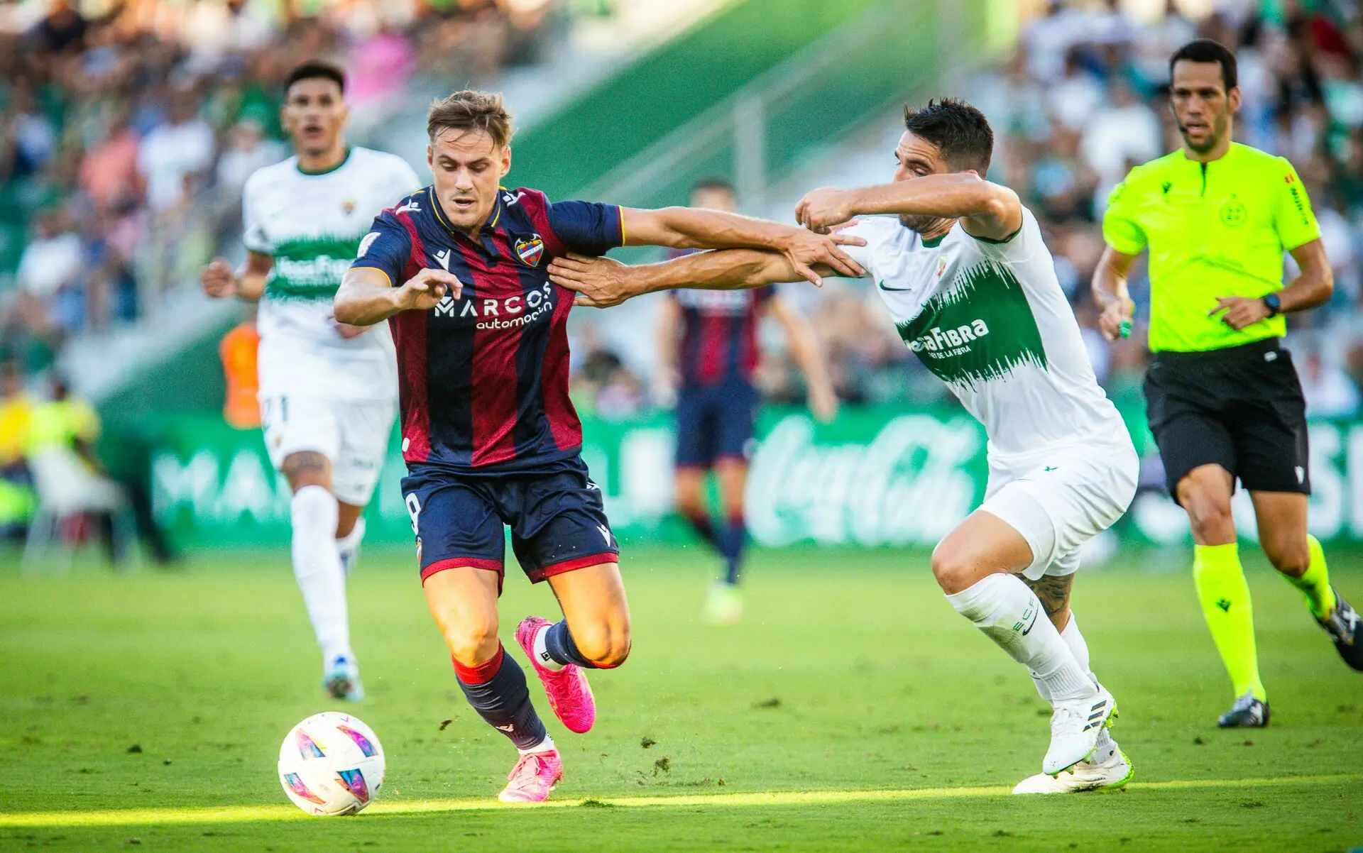 Levante vs Elche C. F.: A Key Clash in La Liga