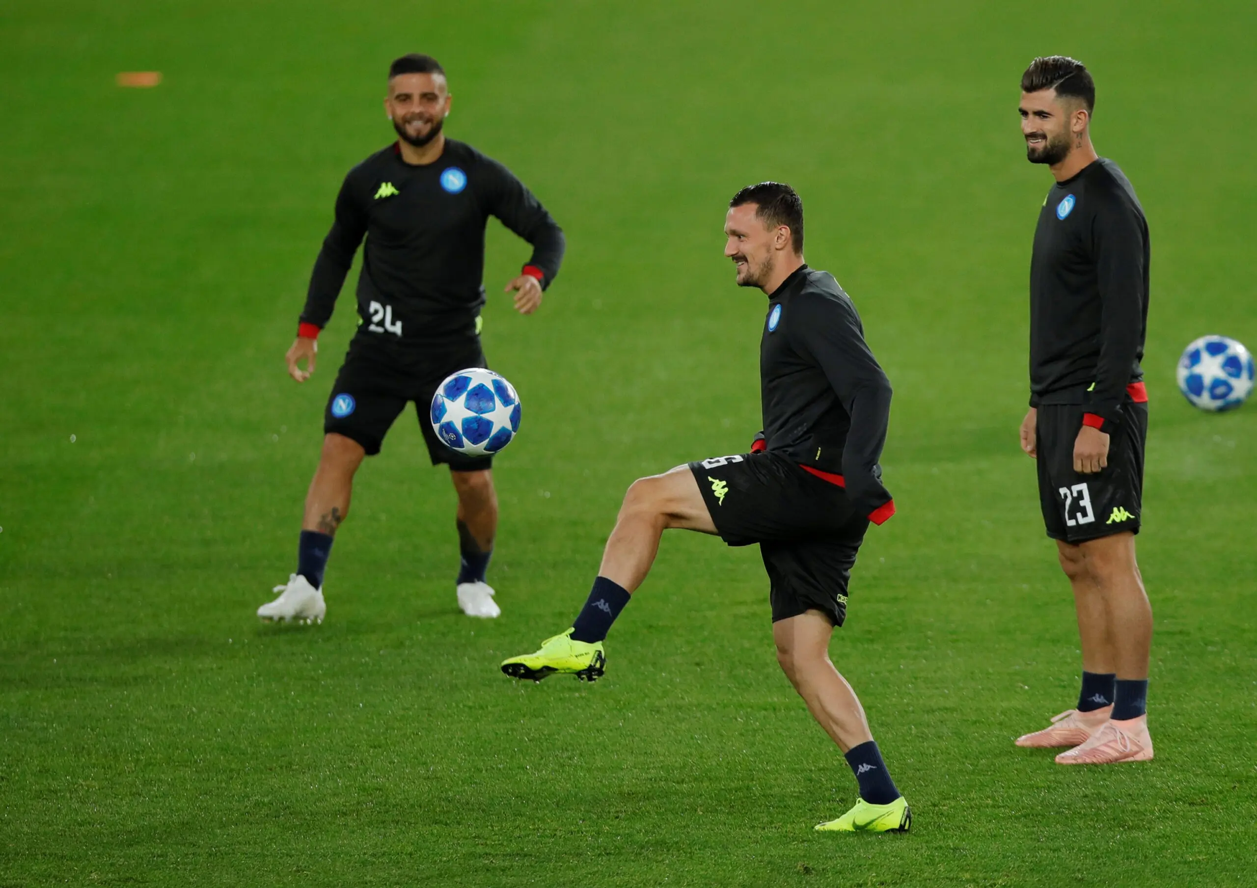 Napoli and Chelsea Clash in Thrilling Match