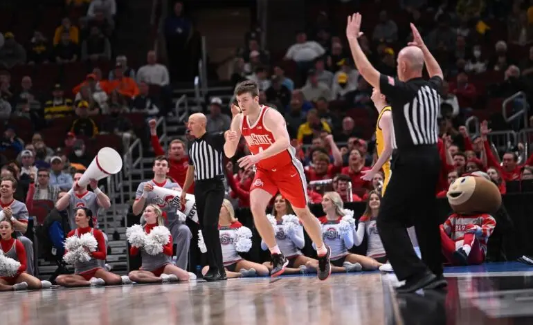 Ohio State vs Iowa: Analyzing the Upcoming Showdown