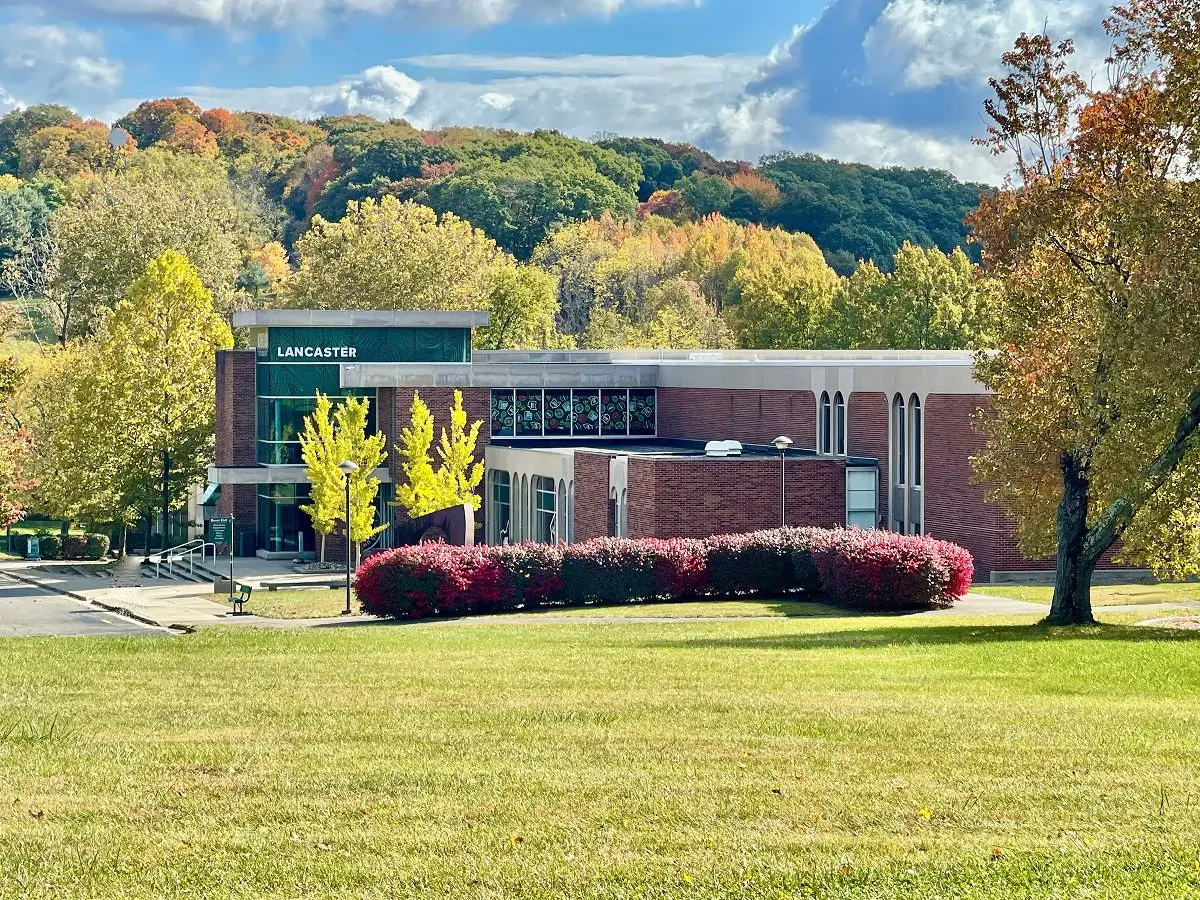 Exploring Ohio University: Tradition and Innovation in Education