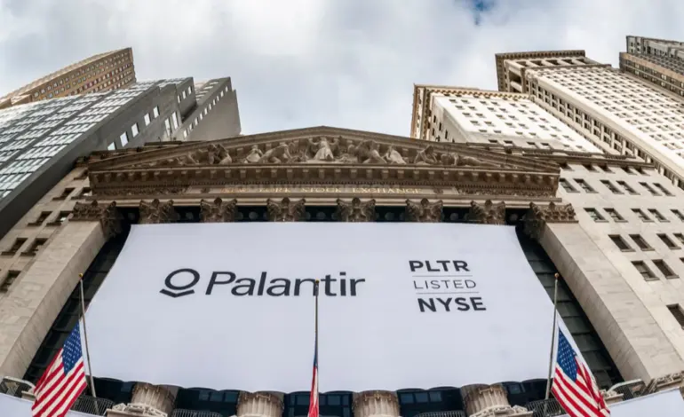 Current Trends and Insights on PLTR Stock