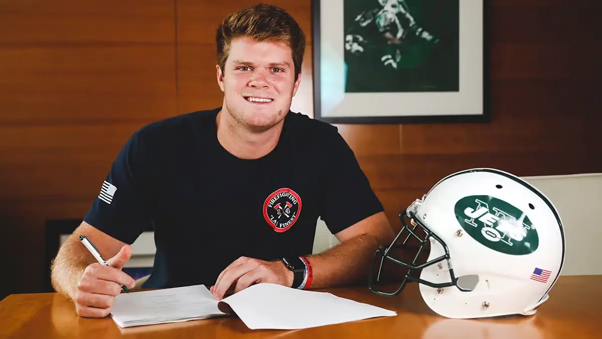 Understanding Sam Darnold’s Contract in the NFL