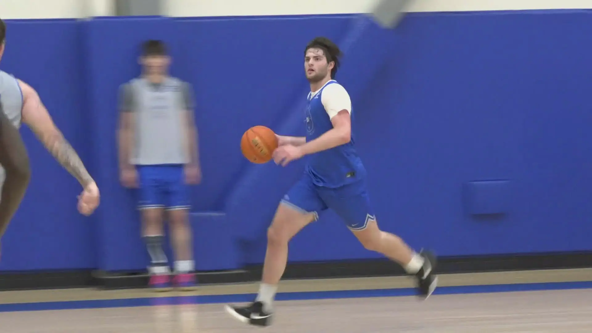 SLU Basketball: A Season of Growth and Ambition