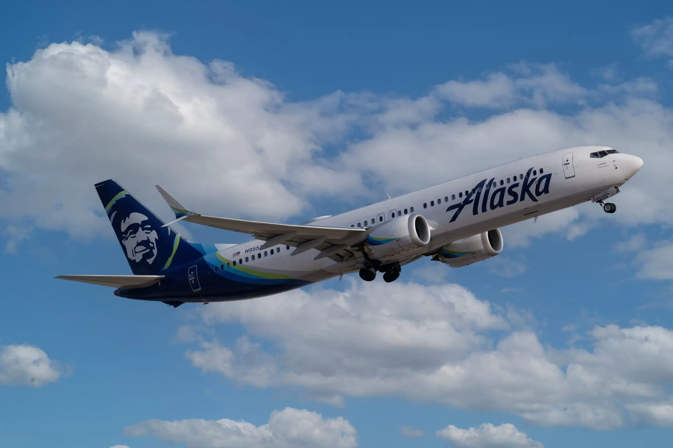 Alaska Airlines: A Cornerstone of the Aviation Industry