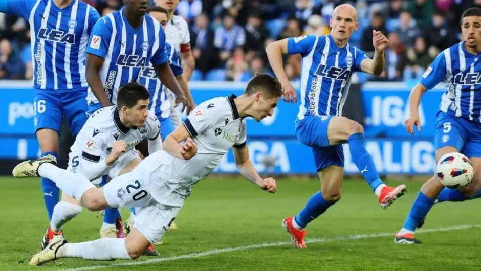 Alavés versus Real Sociedad: A Key La Liga Encounter