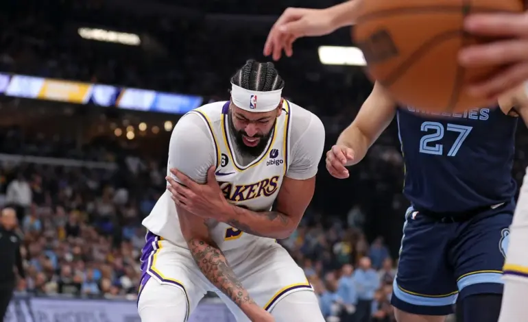 Latest Update on Anthony Davis Injury: Implications for the Lakers