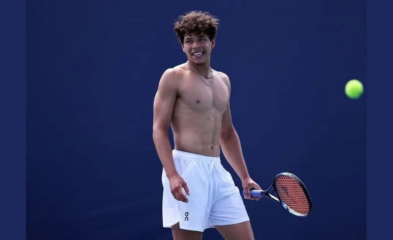 Ben Shelton: A New Force in Tennis