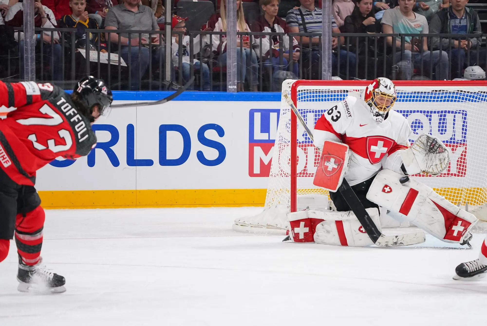 Canada vs Switzerland: A Look at Two Unique Nations