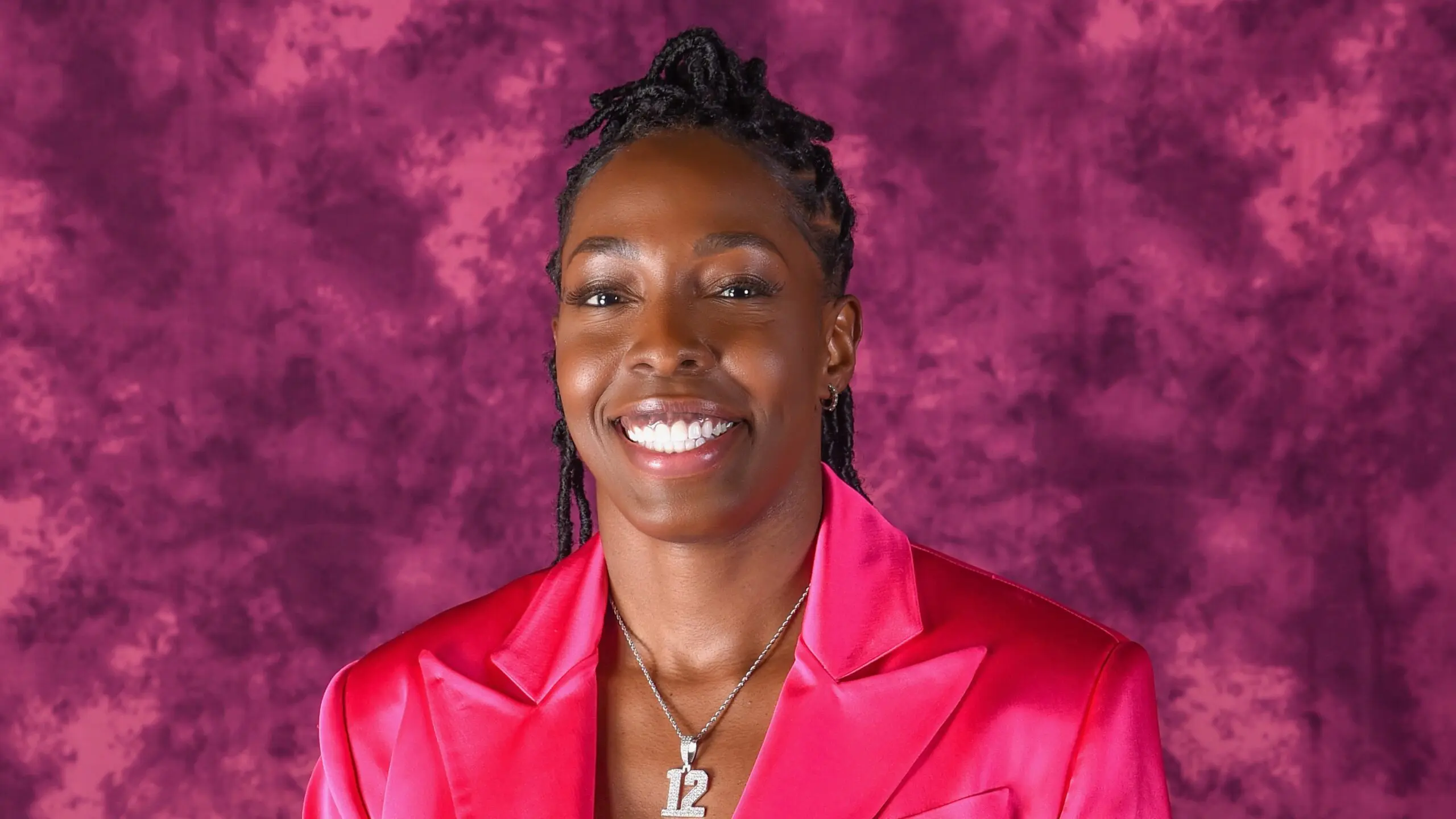 Chelsea Gray: A Bright Spotlight in Women’s Basketball