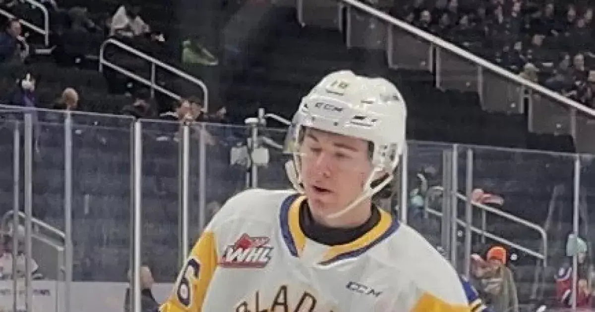 Fraser Minten: A Glimpse into a Hockey Prodigy
