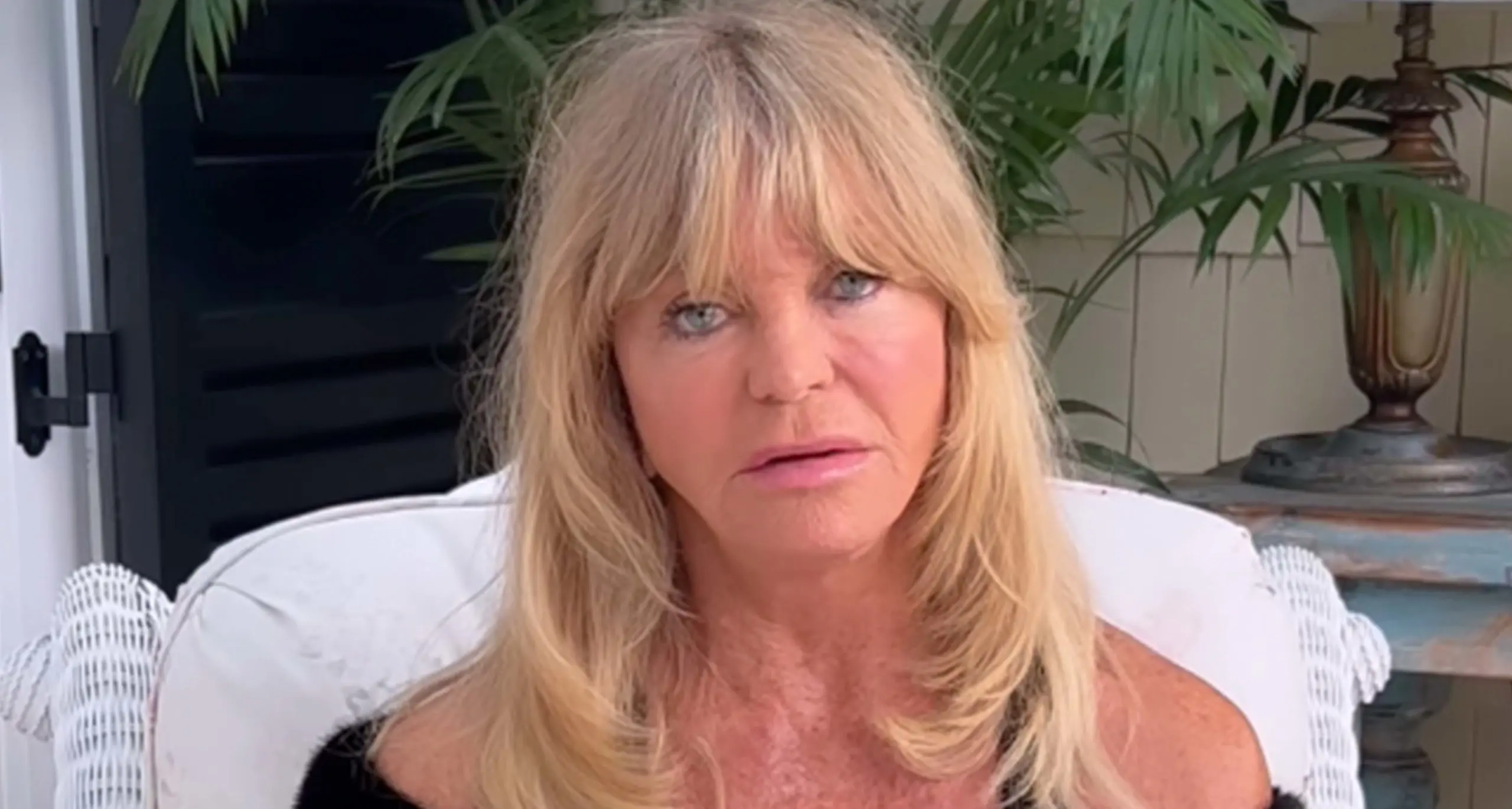 Goldie Hawn: A Dive into the Life and Legacy of a Hollywood Icon