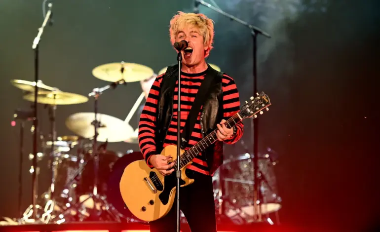 A Comprehensive Look at the Ages of Green Day Members in 2023