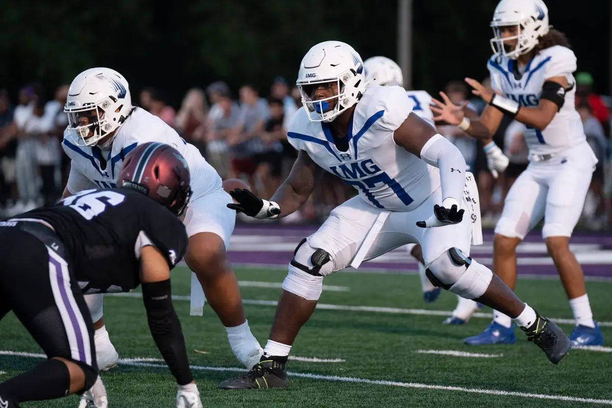 Jordan Seaton: A Promising Talent in College Football