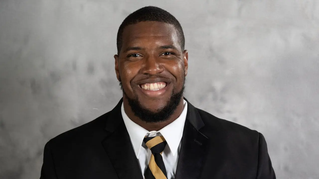 Kobie Turner: A Key Player to Watch in College Football