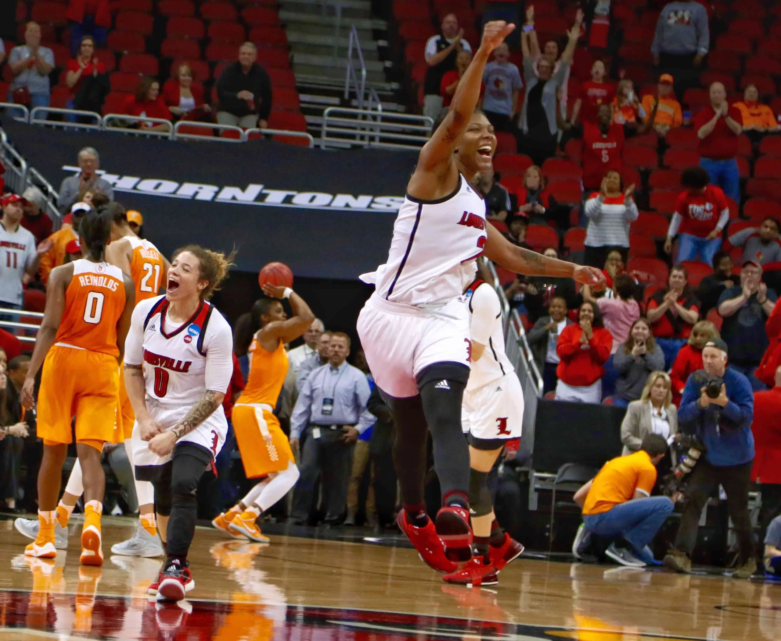 Louisville vs Baylor: A Thrilling College Basketball Rivalry