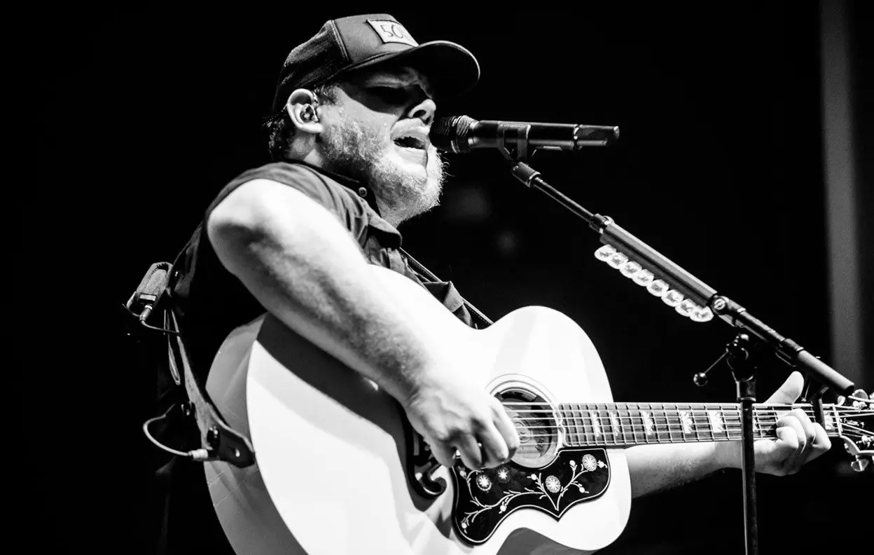Luke Combs Releases Exciting New Song for Fans