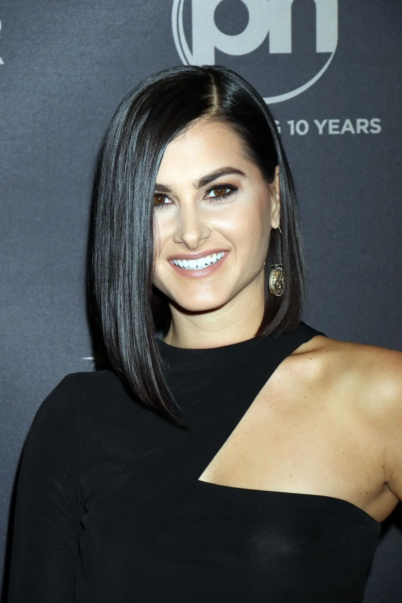 Exploring the Career of Megan Olivi in Sports Journalism