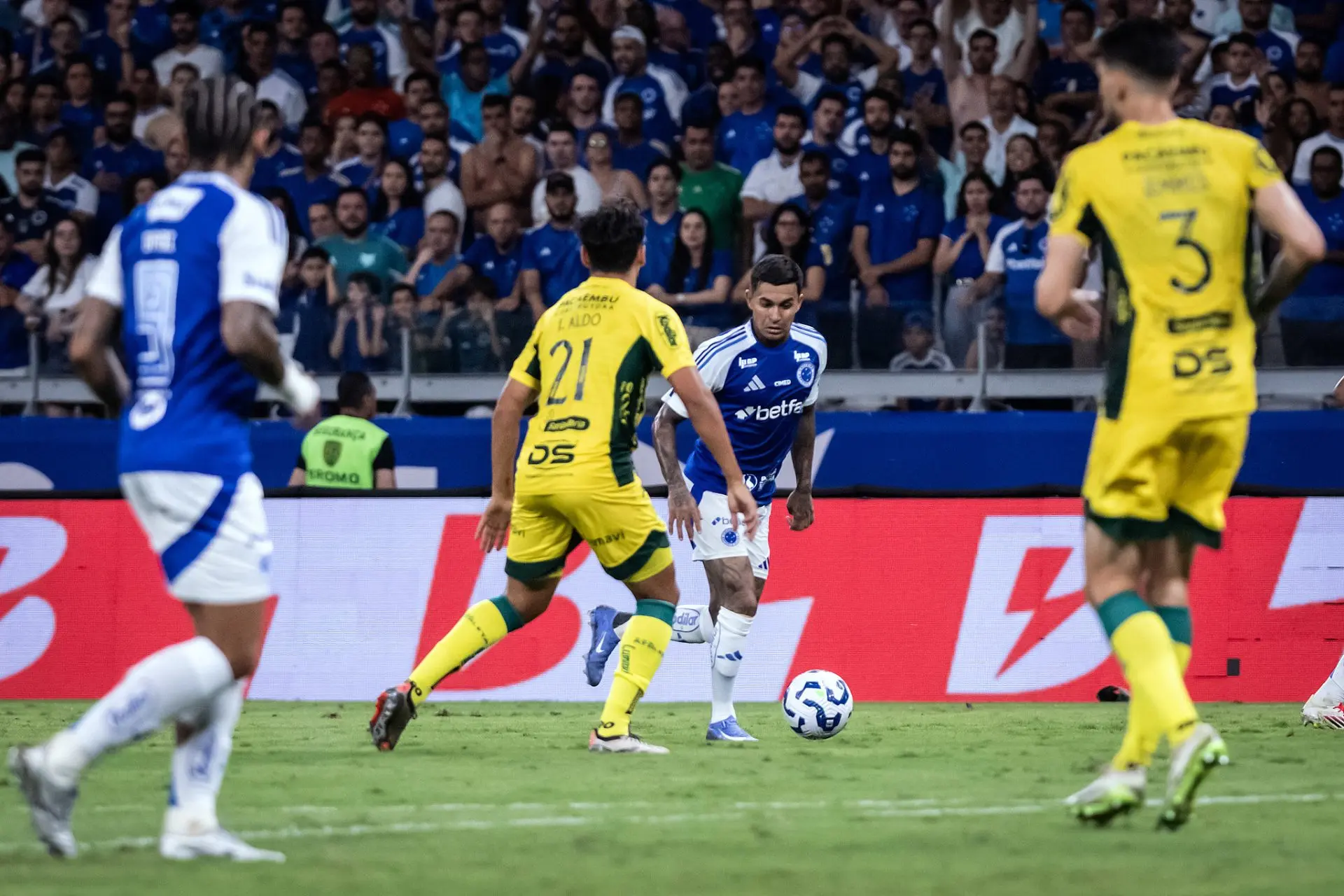 Analysis of Mirassol X Cruzeiro: Key Moments and Insights