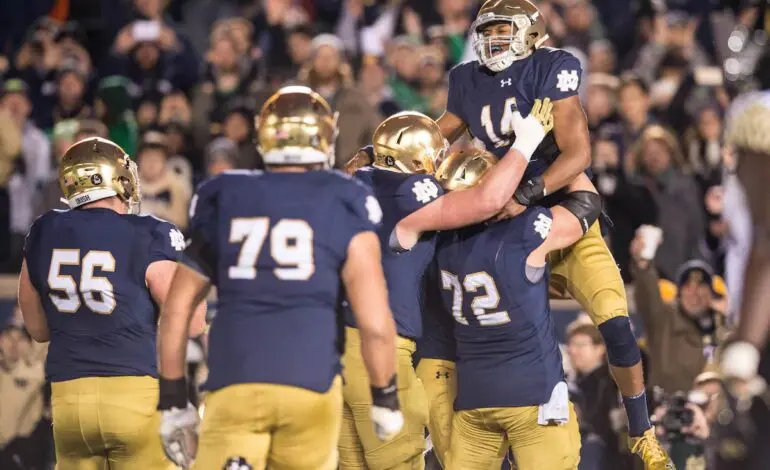 Previewing the Showdown: Notre Dame vs Stanford Football