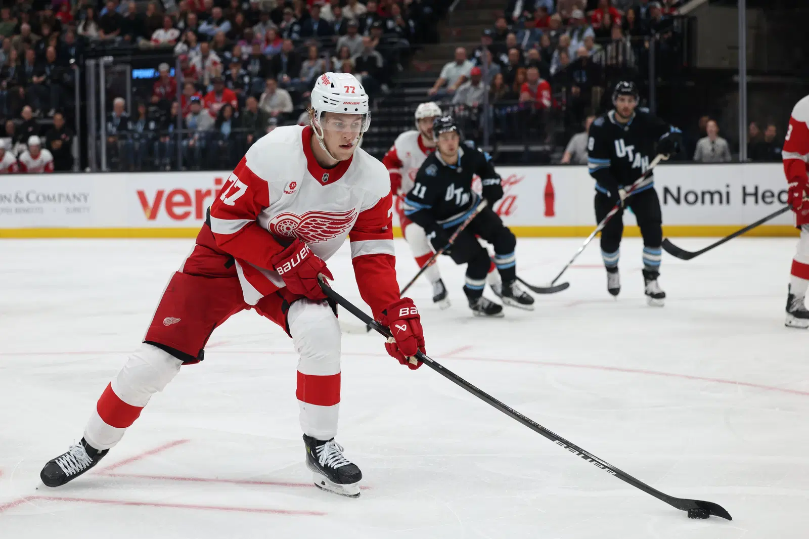 Red Wings vs Mammoth: A Clash of Titans on the Field