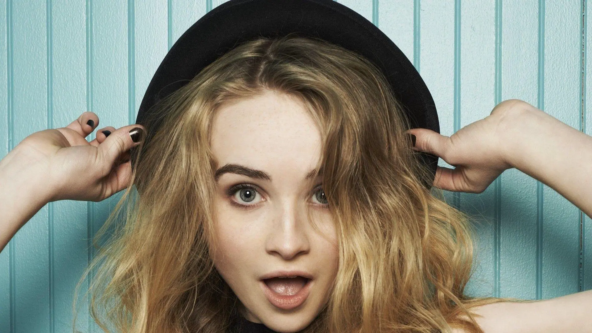 Sabrina Carpenter: A Multi-Talented Star on the Rise