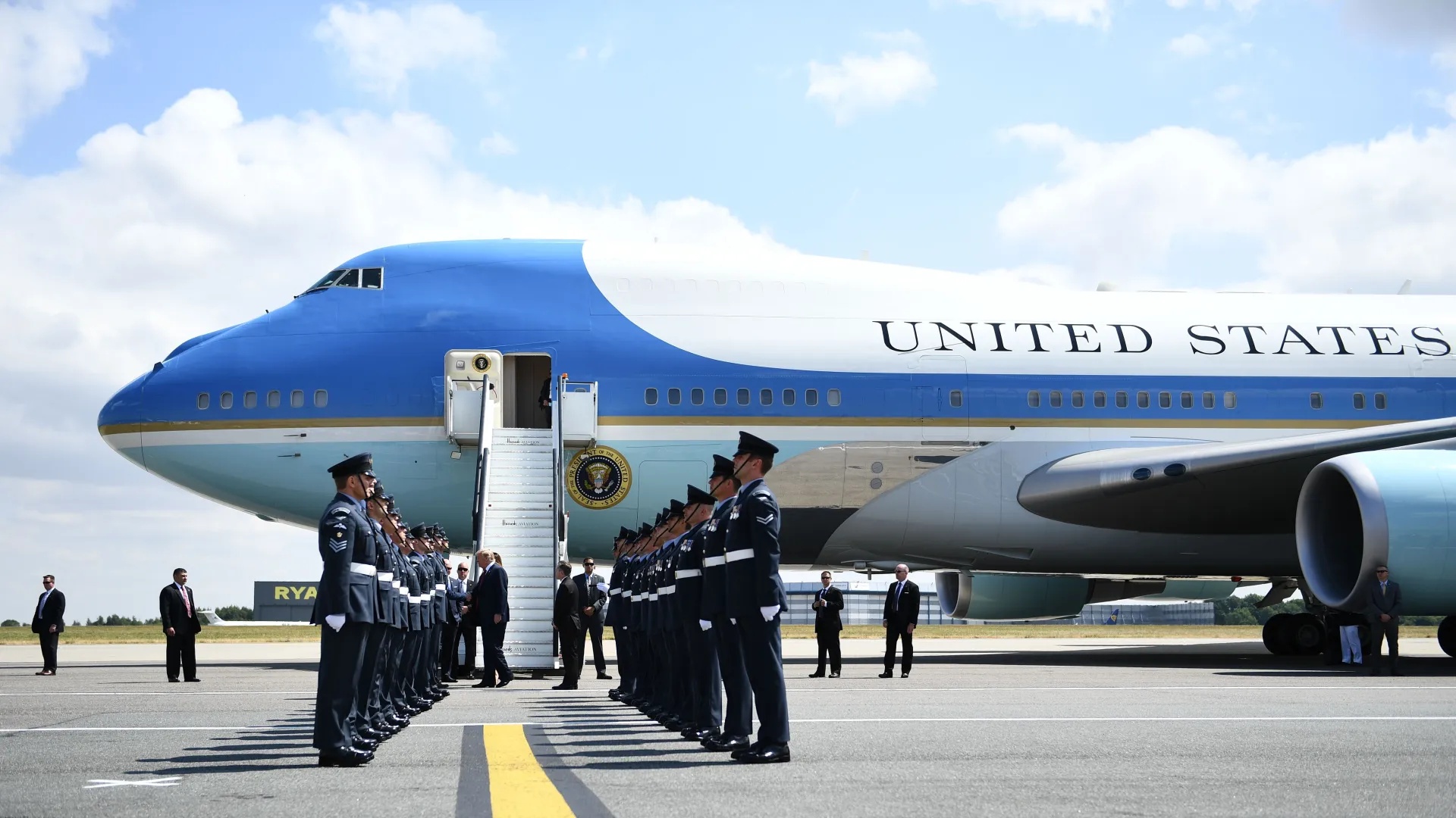 The Colorful Proposal: Trump Paints Air Force One Redesign