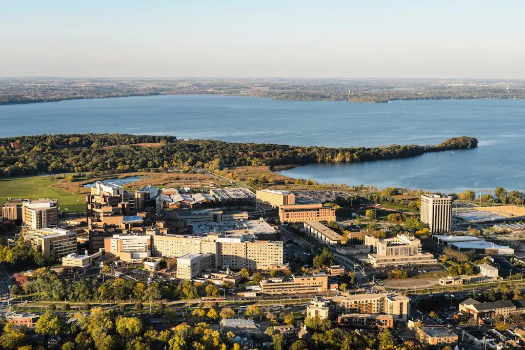 UW Madison: A Leading Institution in Education and Research