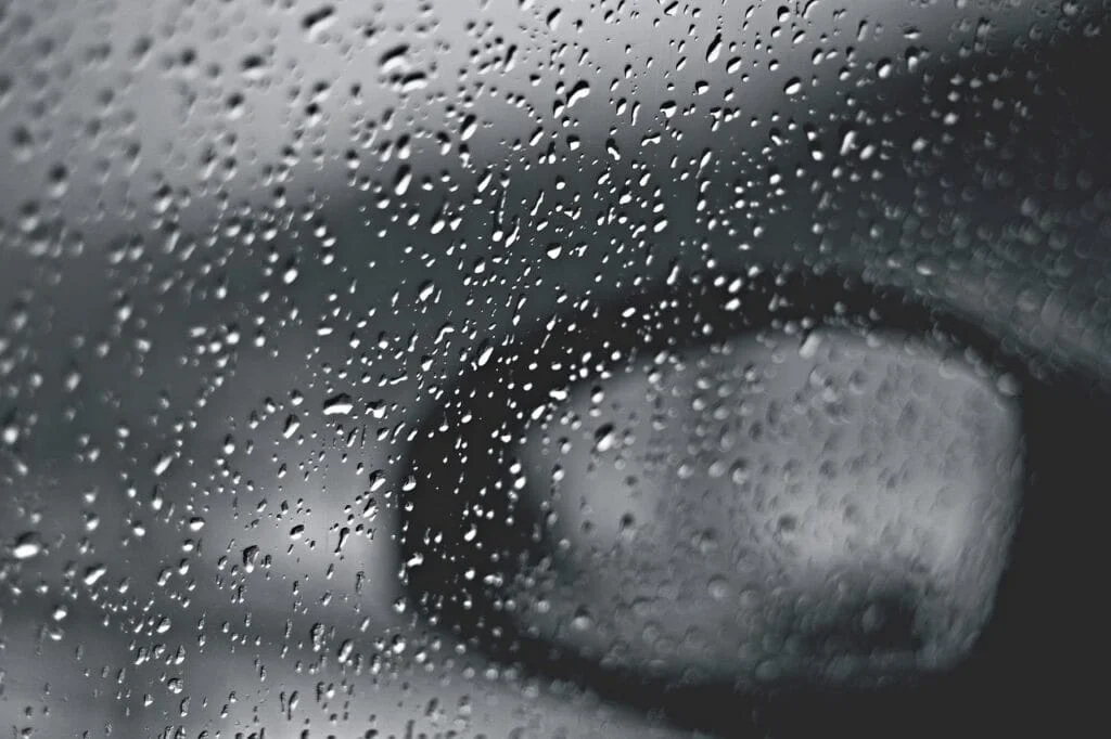 Understanding Freezing Rain: Impacts and Safety Tips