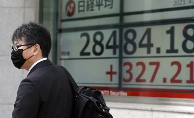 Asian Markets Today Plunge Amid Geopolitical Tensions