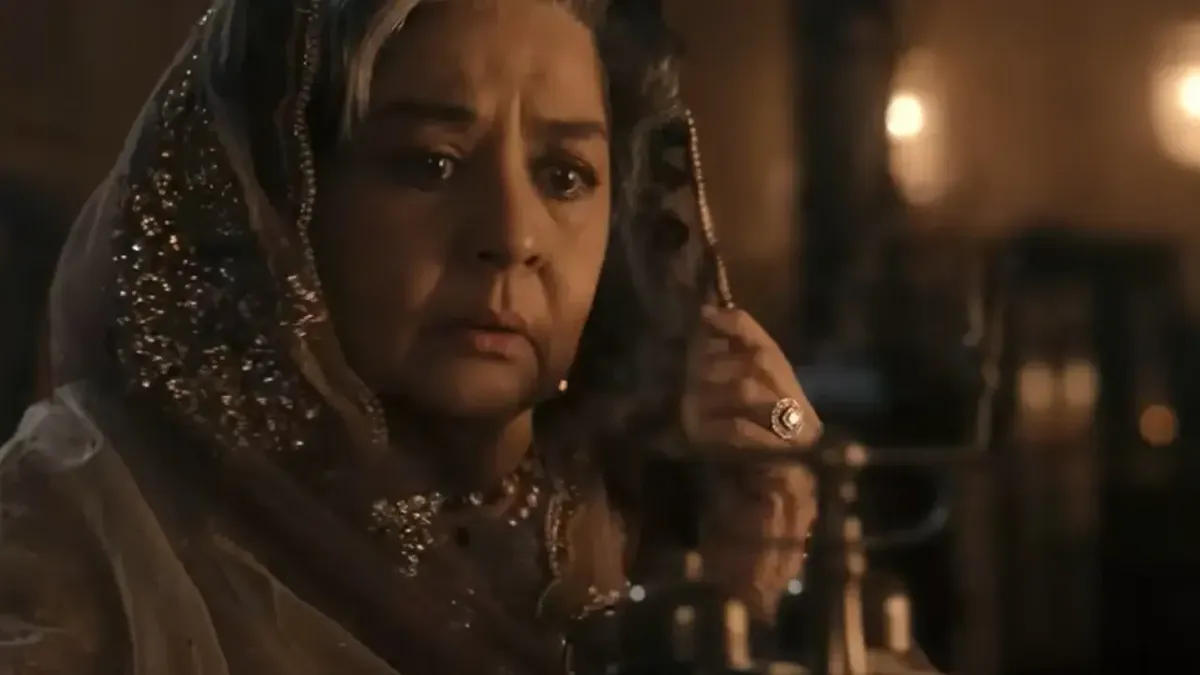 Farida Jalal Reunites with Aruna Irani on Indian Idol After 53 Years