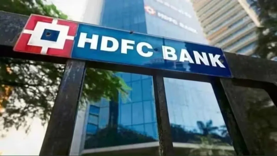 HDFC Bank Share Price Plummets Amid Governance Crisis