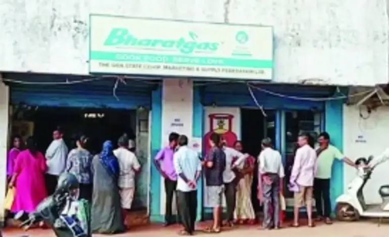 lpg gas cylinder shortage — IN news