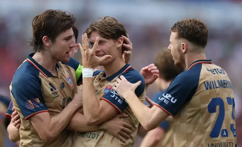 Newcastle jets vs western sydney wanderers fc