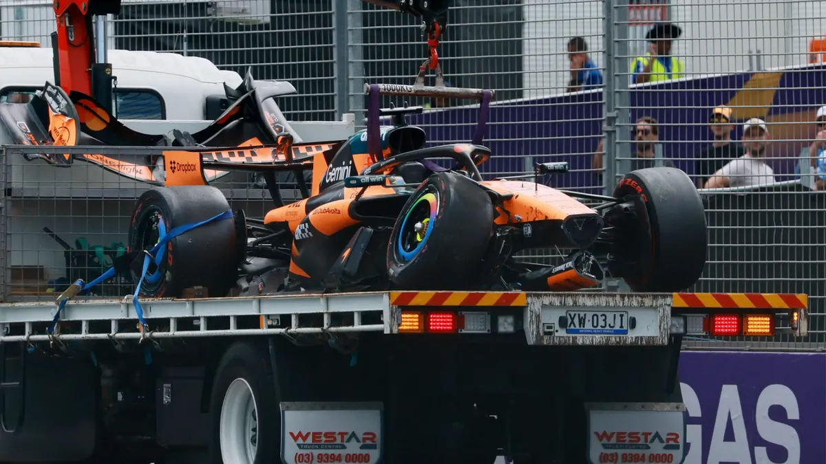 Oscar Piastri Crashes Out at Australian GP Before Race Start