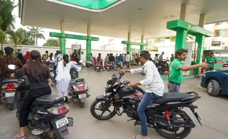 petrol shortage in ahmedabad — IN news
