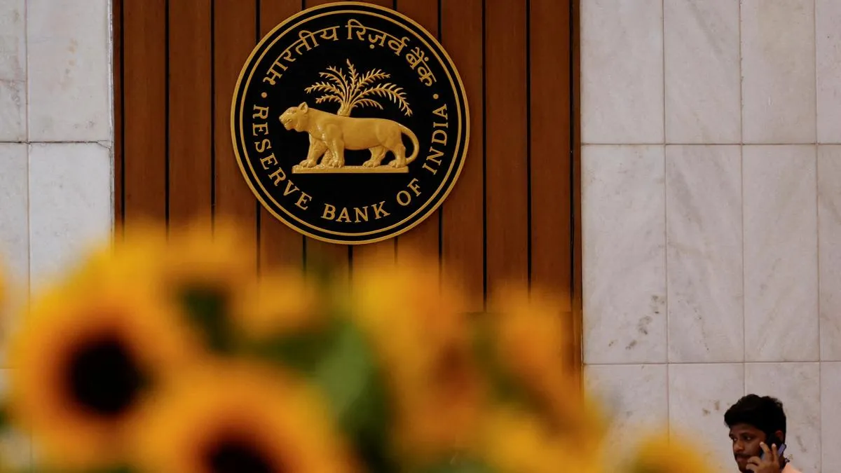 RBI Delays Capital Market Exposure Rules: What This Means for the Financial Sector