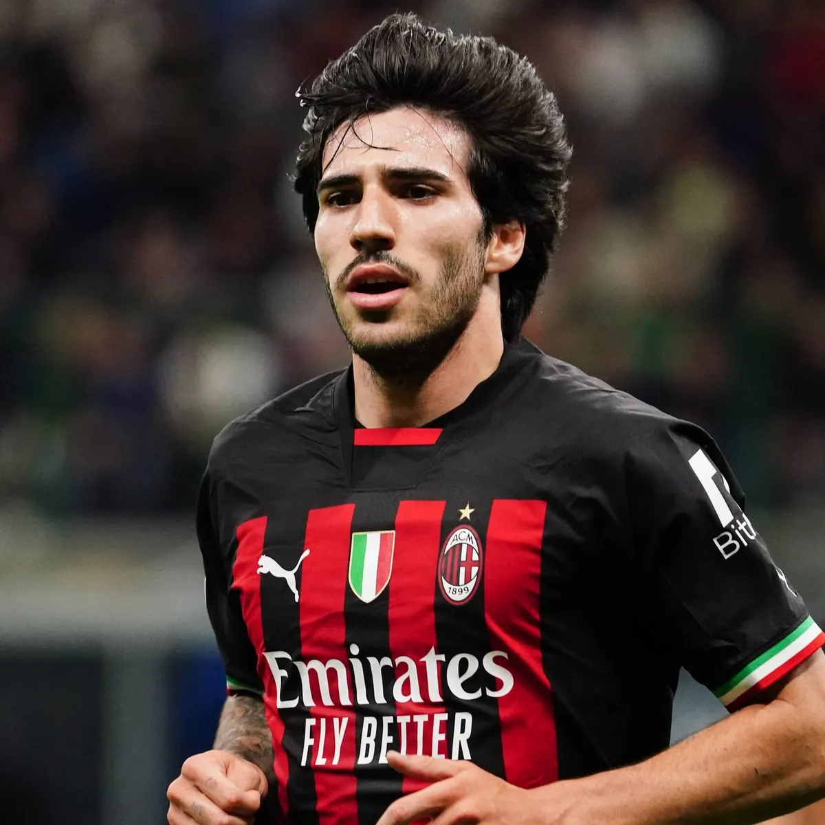 Sandro tonali: Juventus Opens Talks for Newcastle Star