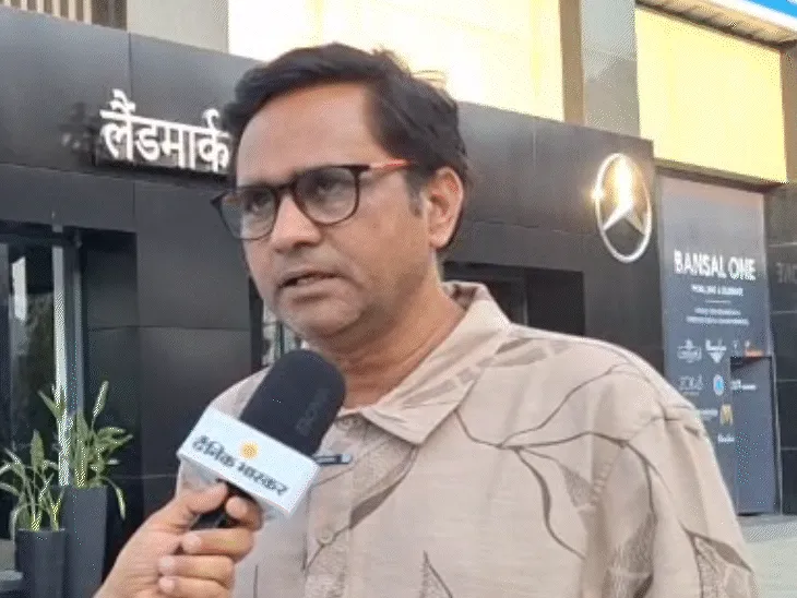 Sanoj mishra: Controversy Erupts as  Faces Serious Allegations from Monalisa Bhosle