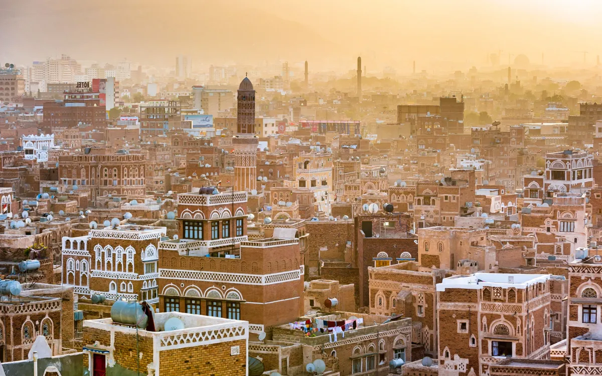 Yemen’s Houthis Escalate Conflict with Ballistic Missile Launch Towards Israel